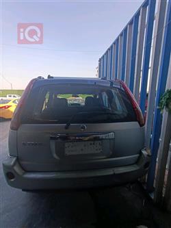 نیسان ئێکس ترەیل